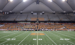 The annual Home to the Dome event teaches freshman the cheers and traditions they need to know for SU football games.