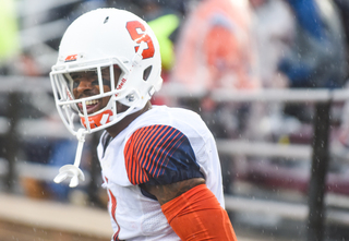 Syracuse cornerback Corey Winfield made seven total tackles against the Eagles.